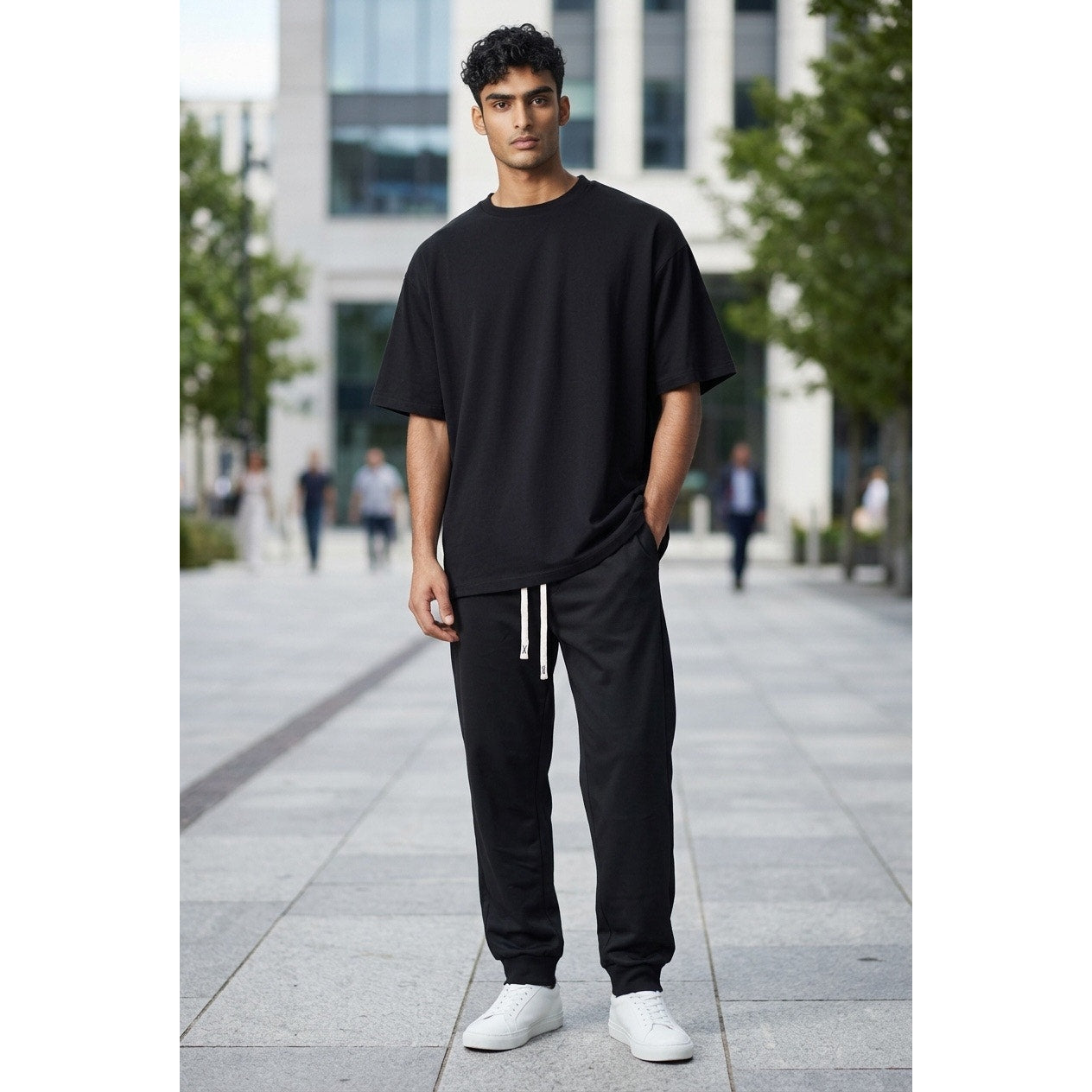 Men’s Black Sweatpants Size XXL New With Out The Tag