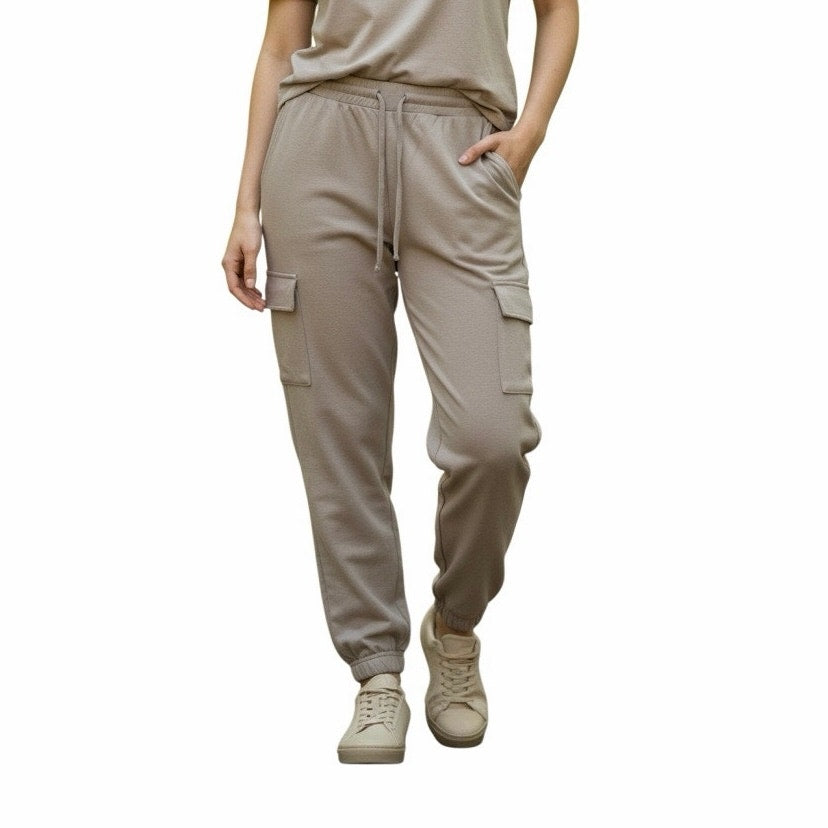 Love Scarlett Women’s Tan Pants With 2 Side Packets Size Medium