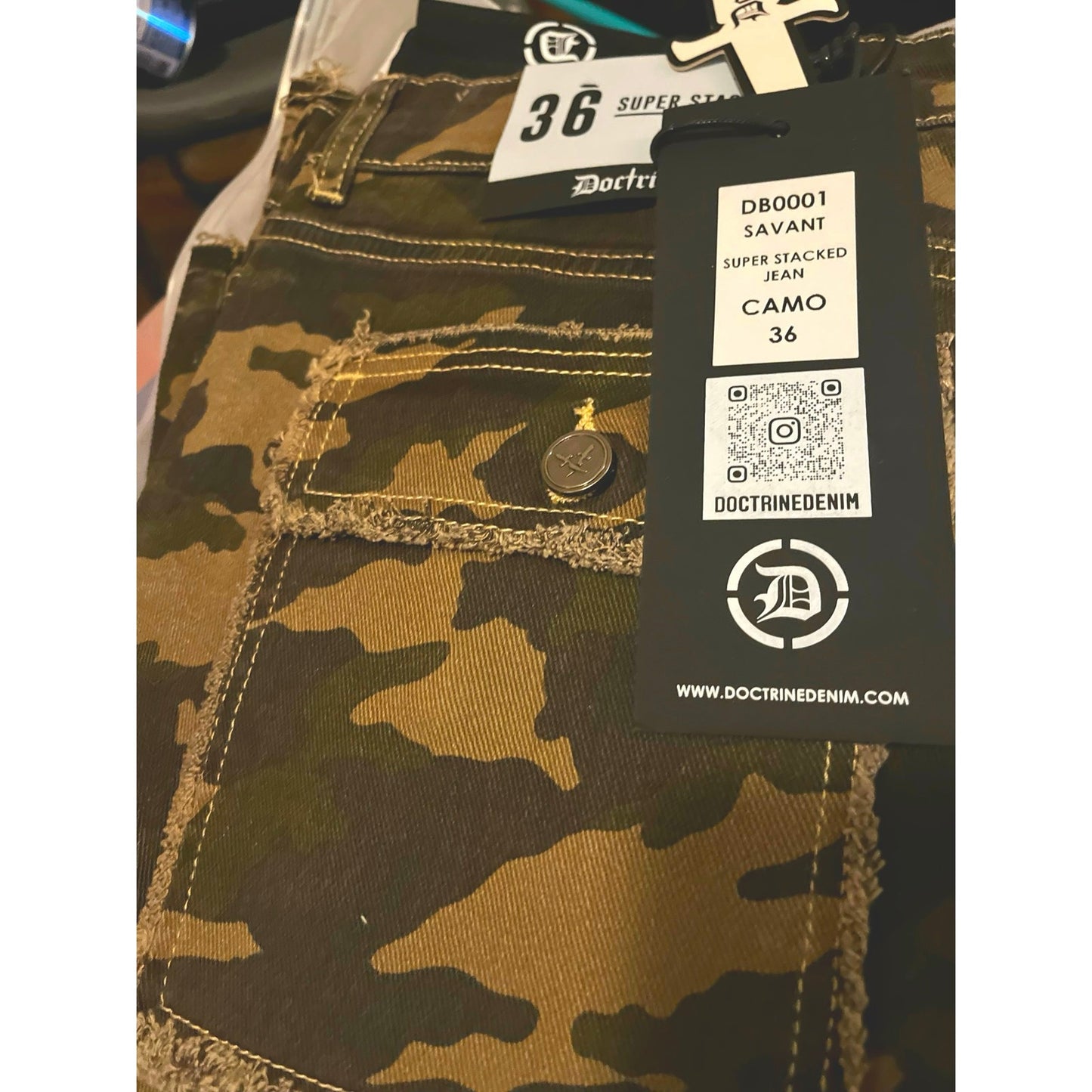 Doctrine Savant Super Stacked Jean Camo Size 36