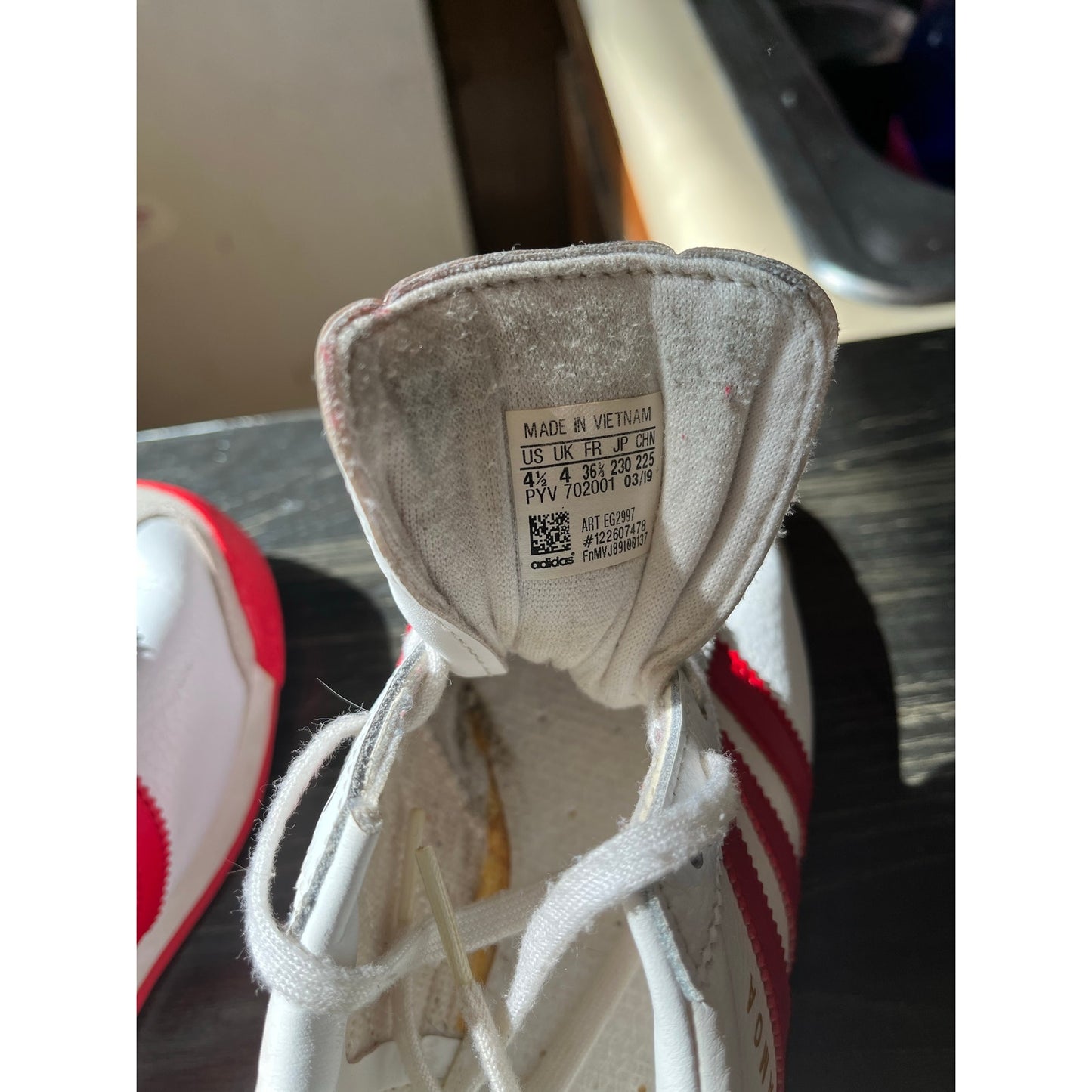 Adidas Samoa 'White Scarlet For Kids Size 4.5