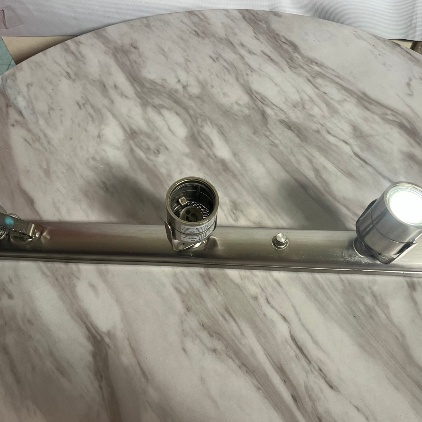 3 Light 27" Linear Track Kit with Pre-Installed Track Heads