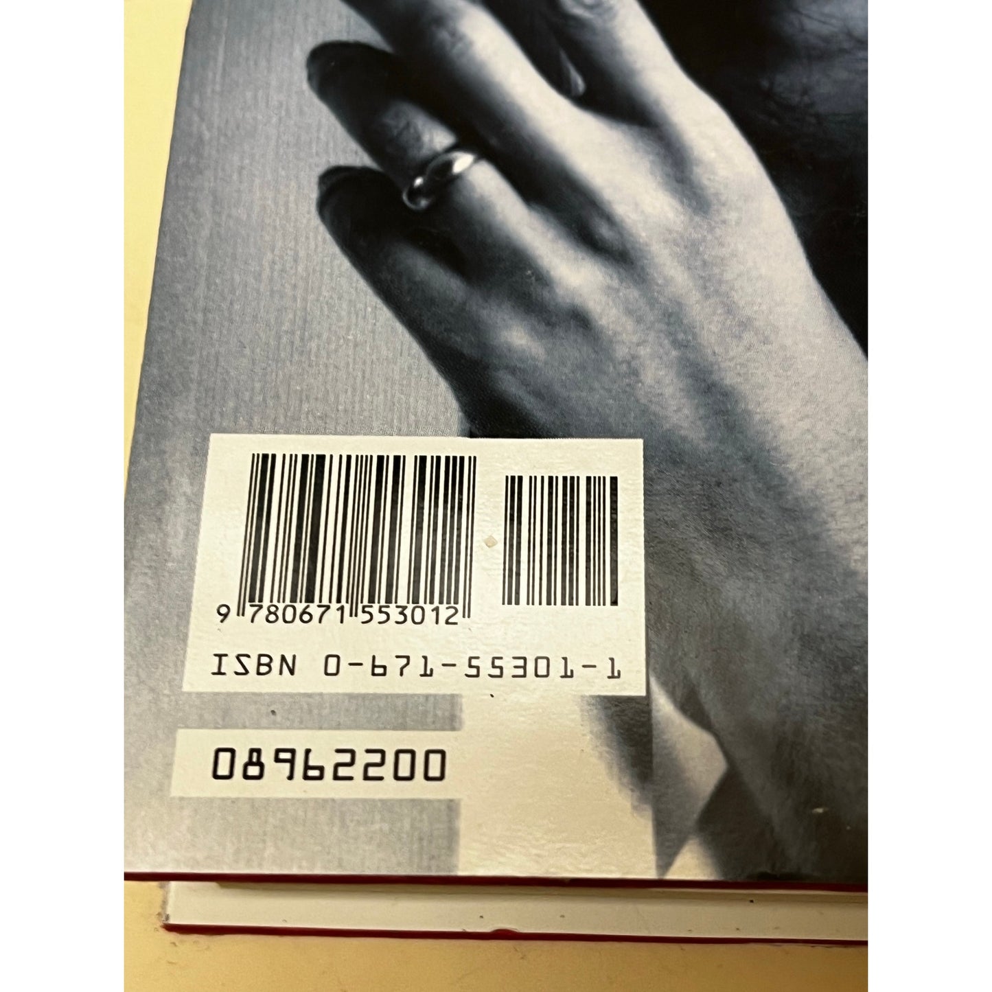 Tess Gerritsen Harvest Book