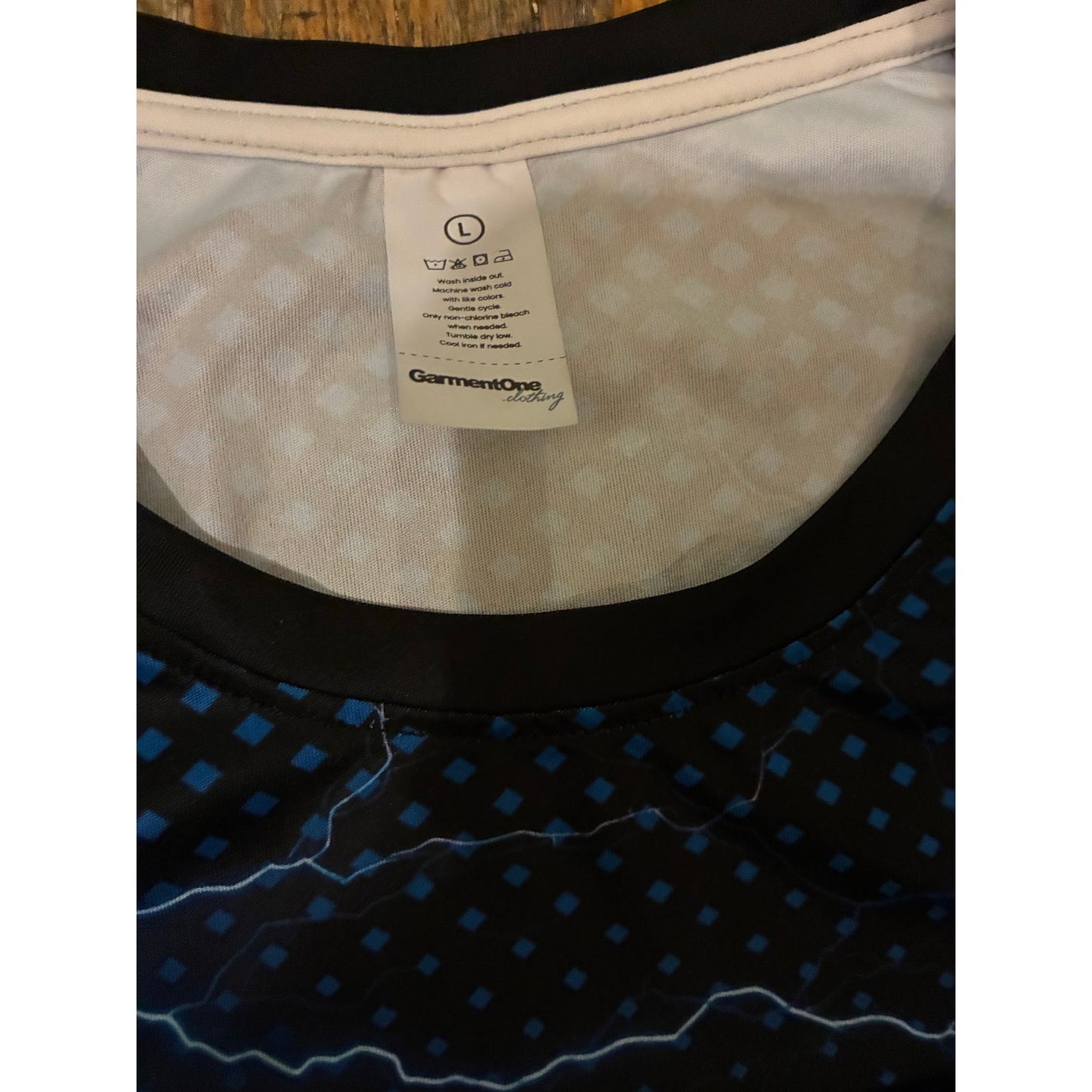 8 Ball Jersey Size Large Black & Baby Blue