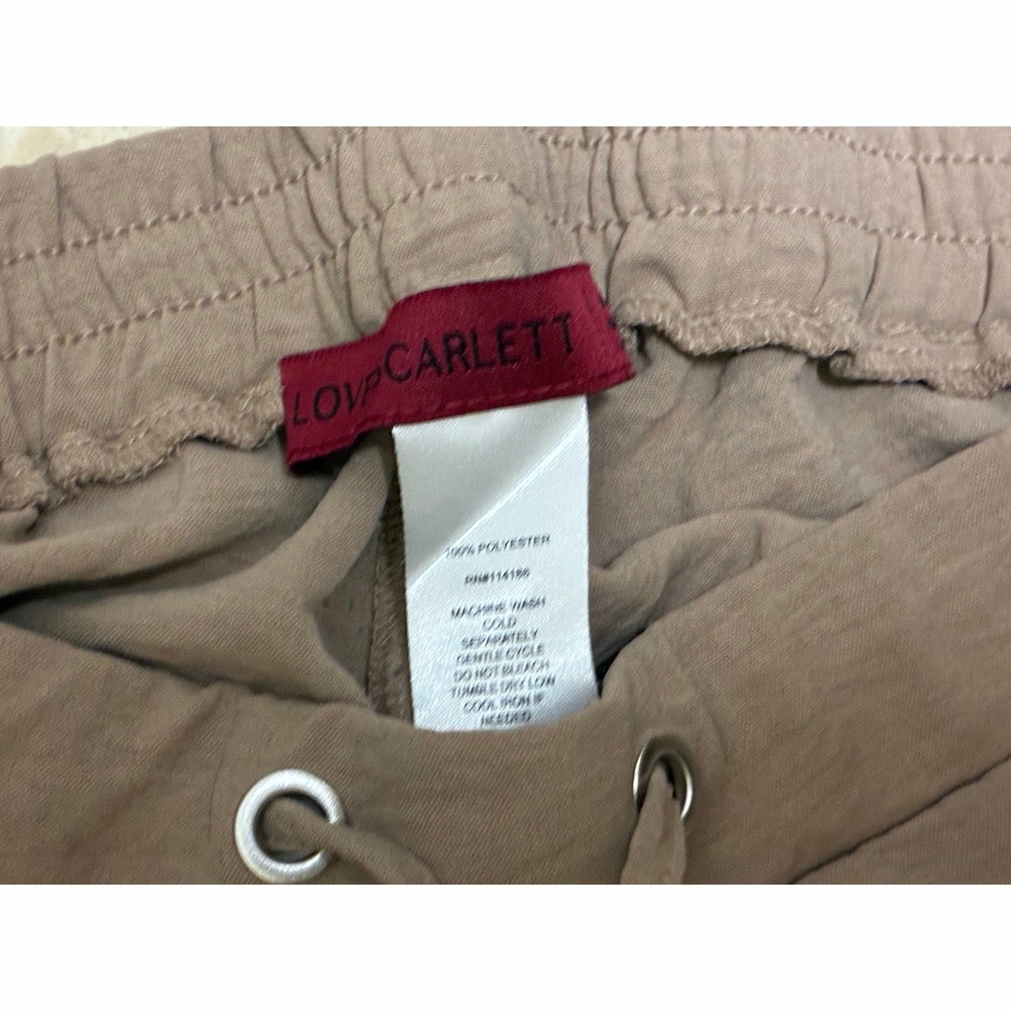 Love Scarlett Women’s Tan Pants With 2 Side Packets Size Medium