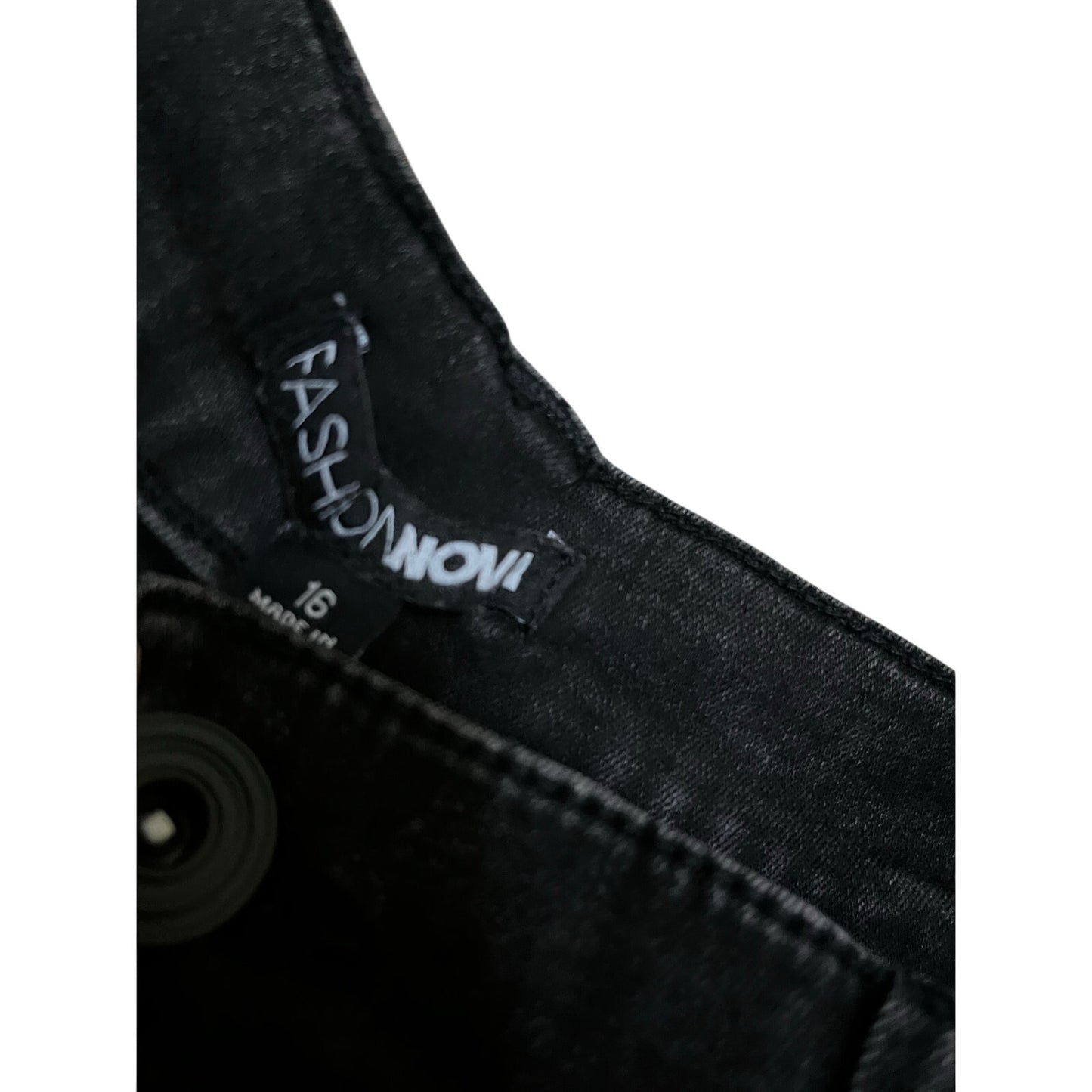 Fashion Nova Black Women’s Jeans Size 16