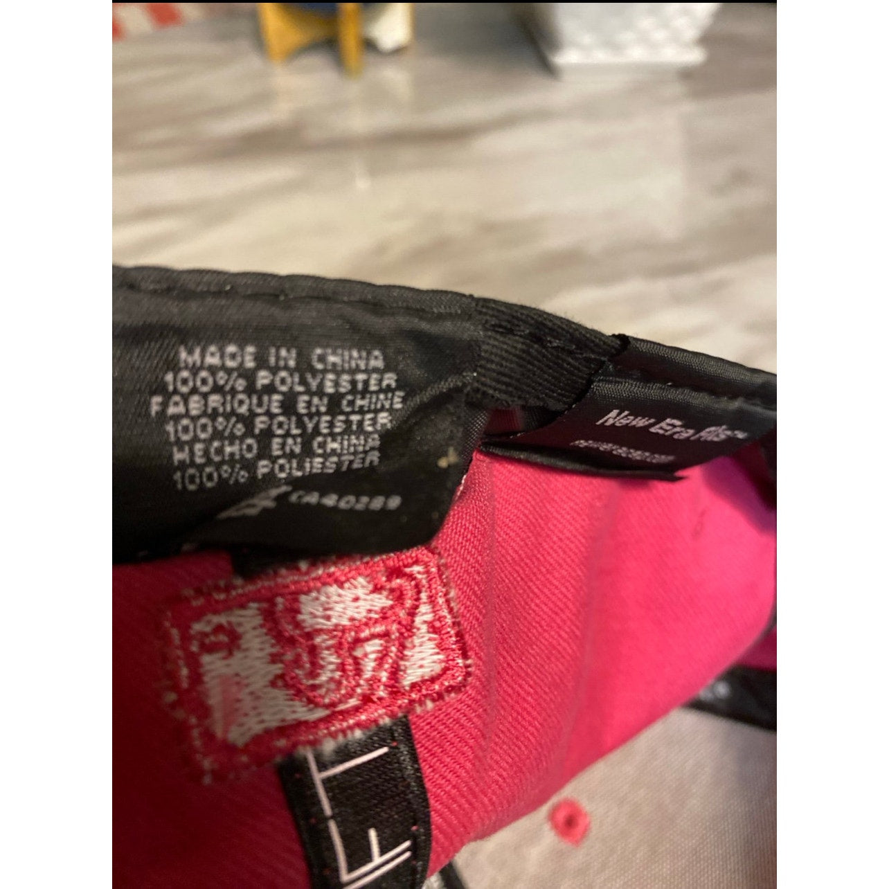 New Era Hat Size 7 1/2 Pink & Black Yankee