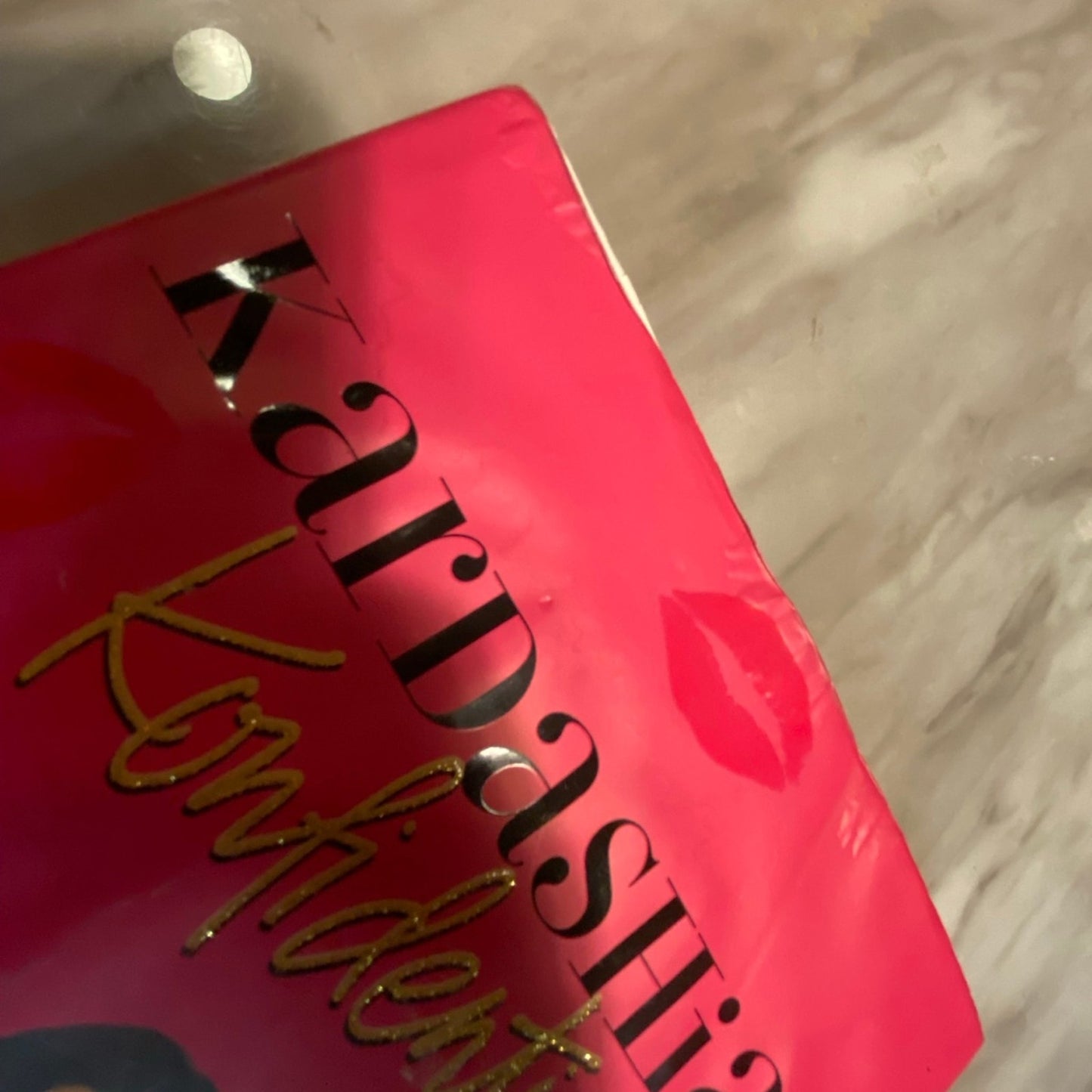 Kardashian konfidential Book