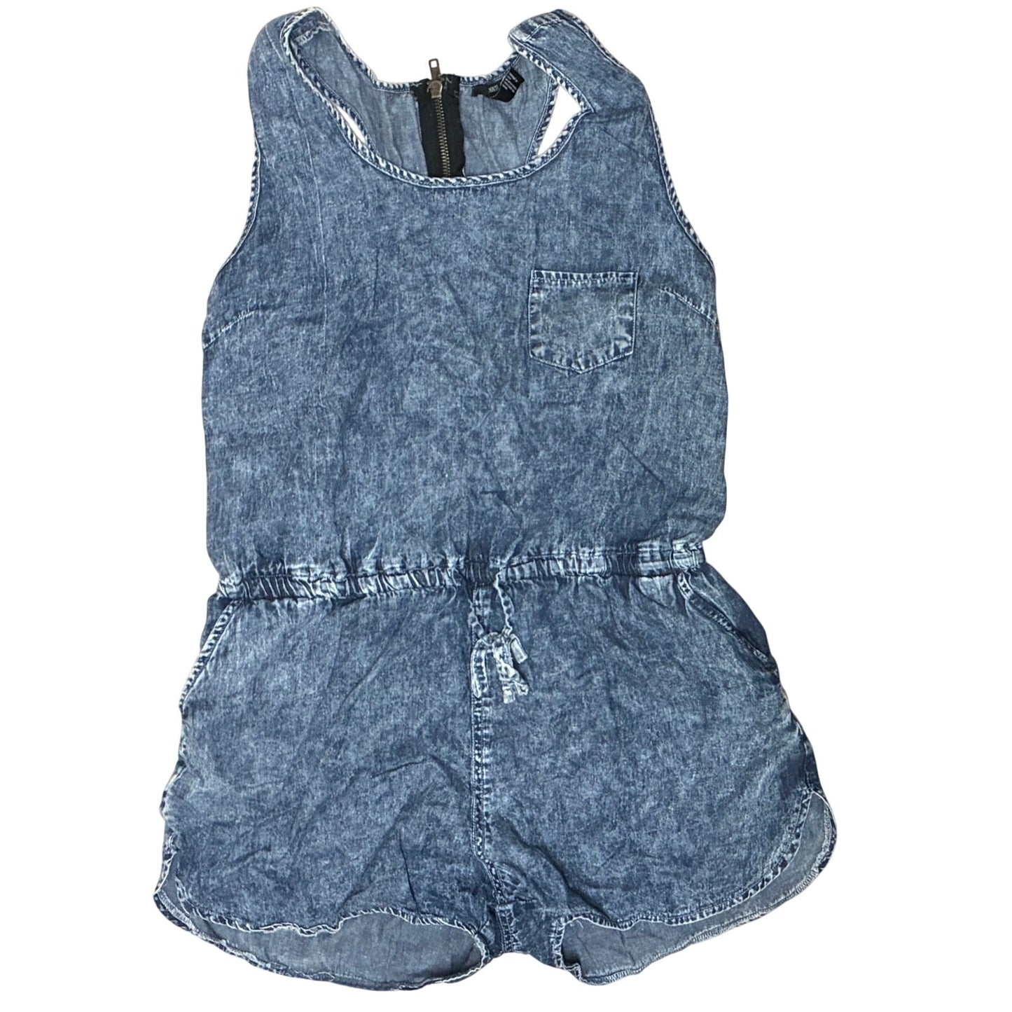 Forever 21 denim romper features a distinct exposed back zipper