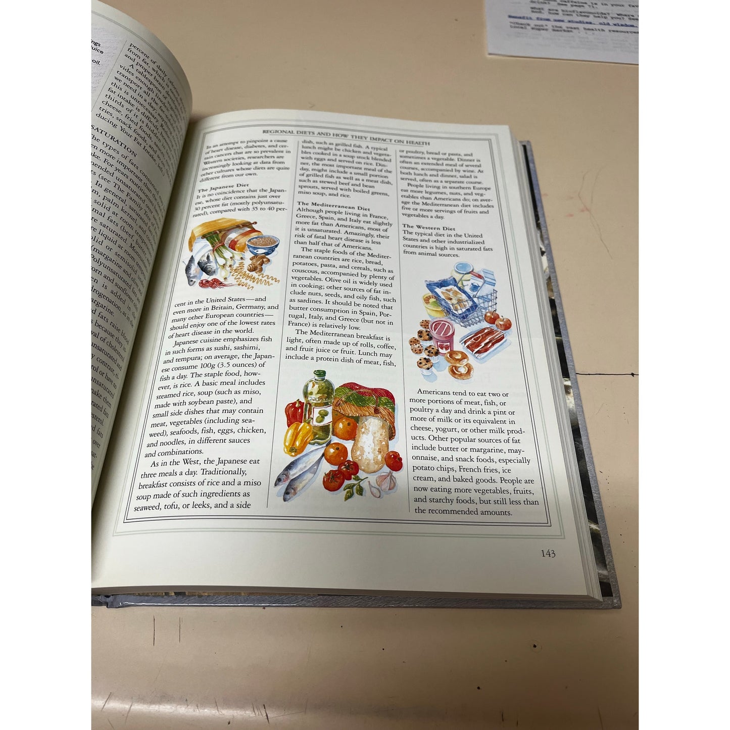 Foods That Harm, Foods That Heal: An A - Z Guide to Safe and Healthy book