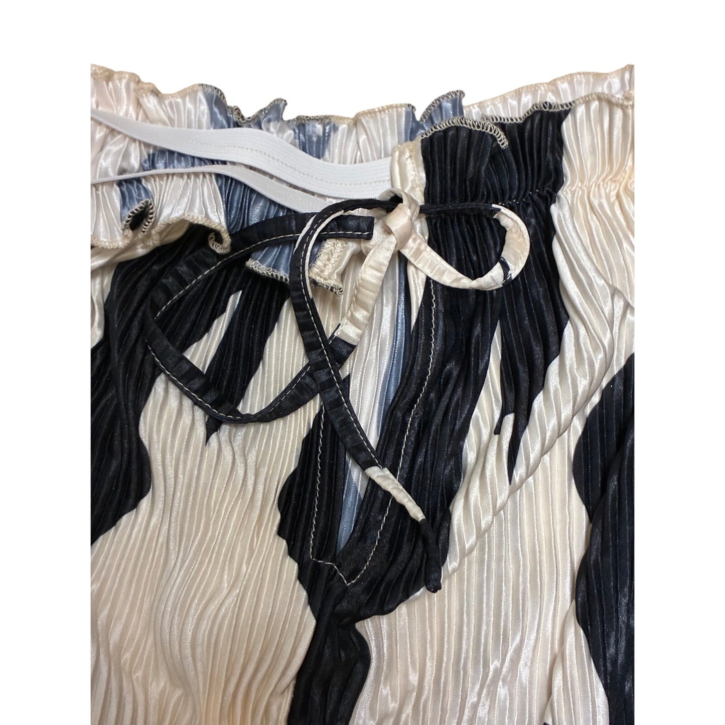 SHEIN SXY black and white abstract striped pleated off-shoulder romper