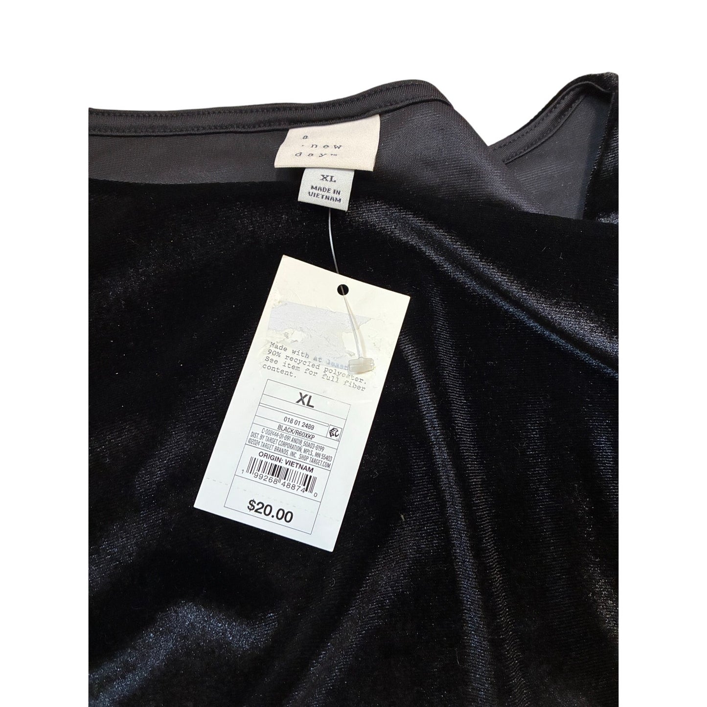A New Day Black Women’s black velvet ruched top Size XL