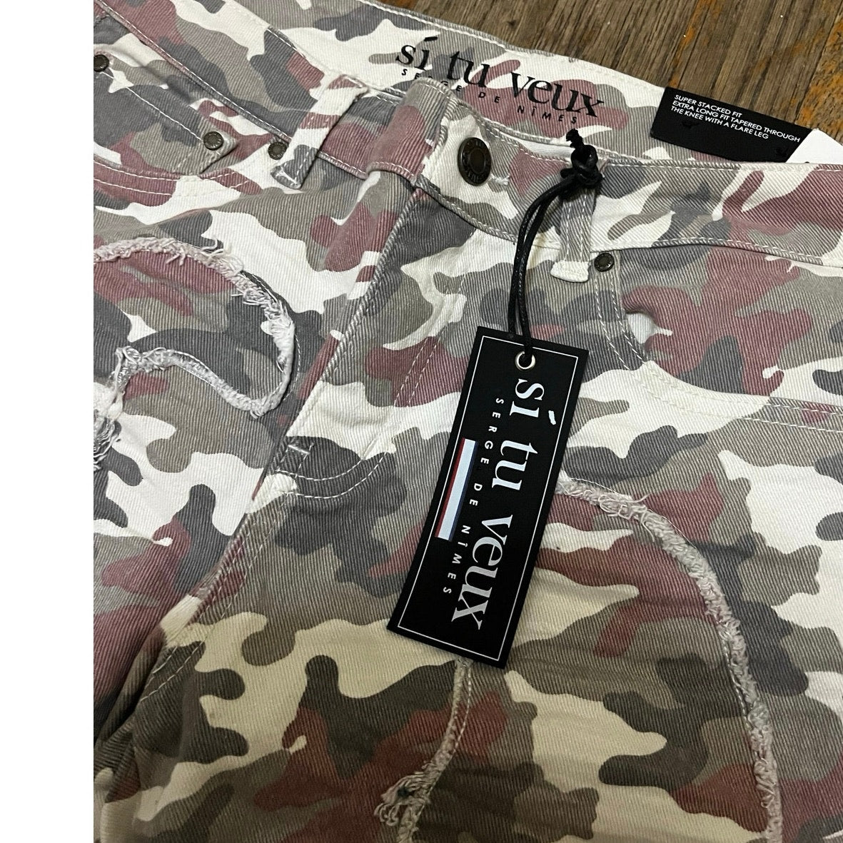 Si Tu Veux Cream Amy Superstack Men’s Jeans Size 32