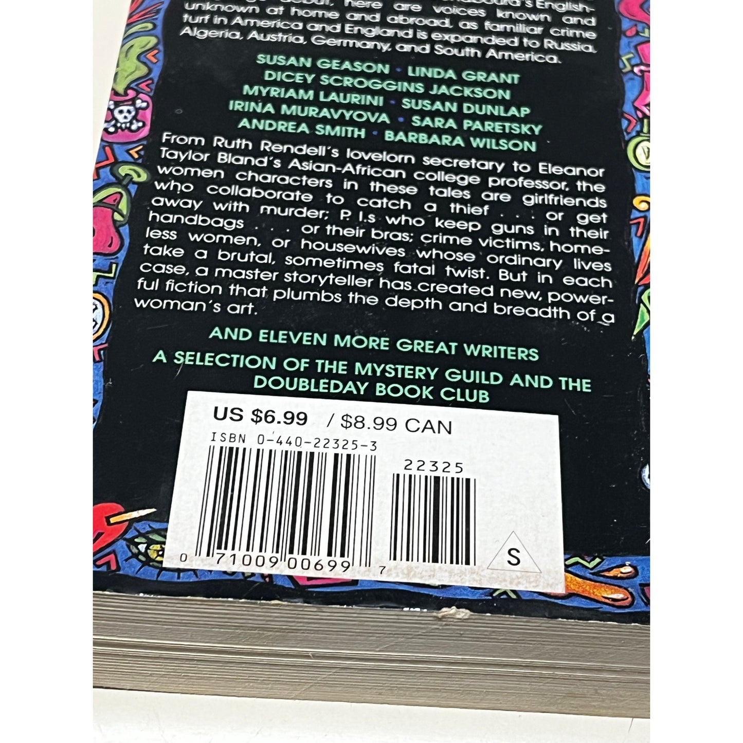 Women On The Case By Sara Paretsky Paper back