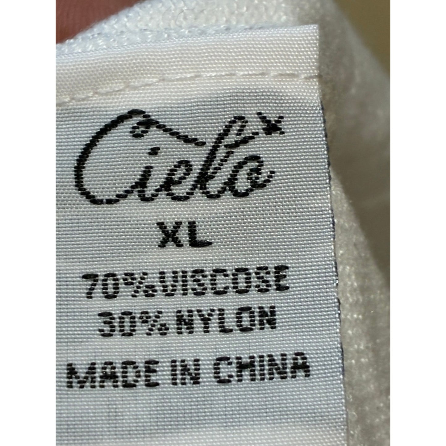 Ciela Women’s Throw Over White Sweater Size XL New