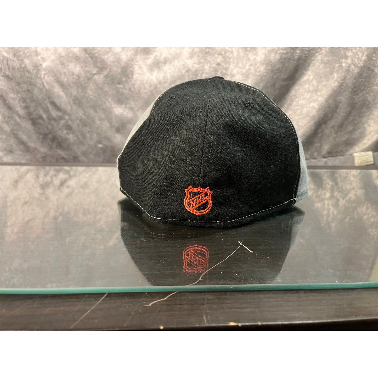 New Era Hat Size 7 5/8 Black/White/Shark NFL